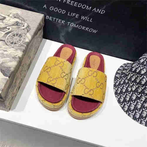 Gocci Slipper