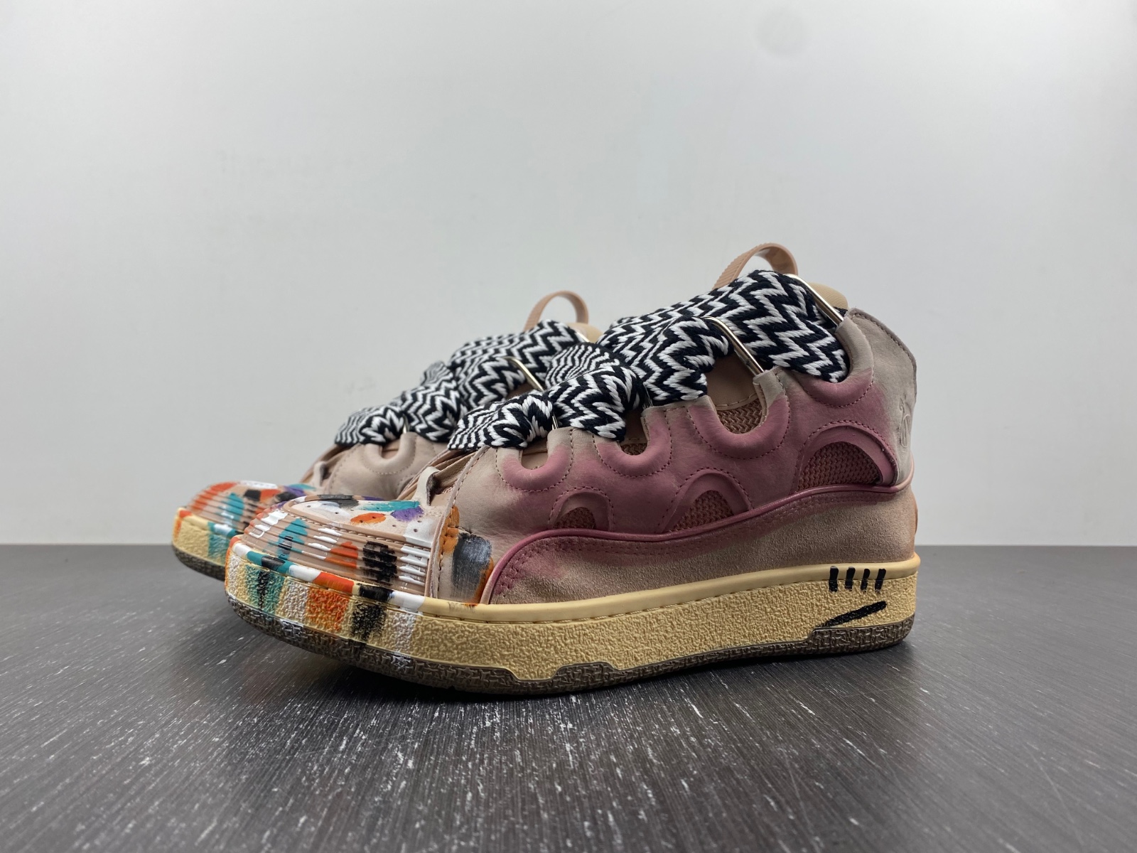 Lanvon Leather Curb Gallery Dept. Pale Pink Multi FW-SKDK02-DRGD-P22B5S0