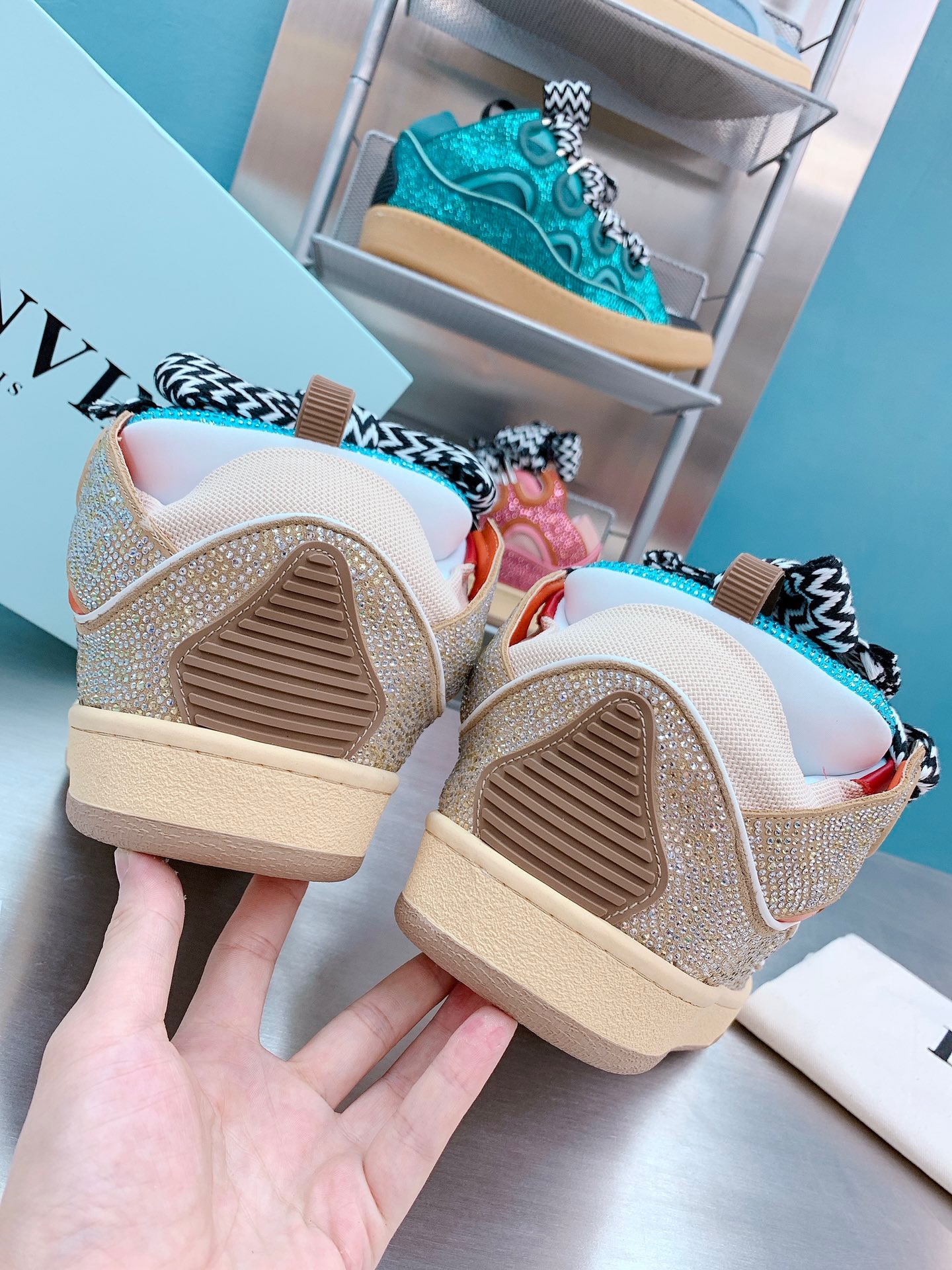 Lanvon Curb Sneaker 26