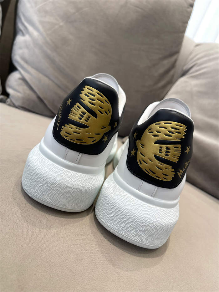 ale*d*r M*Q*en oversized