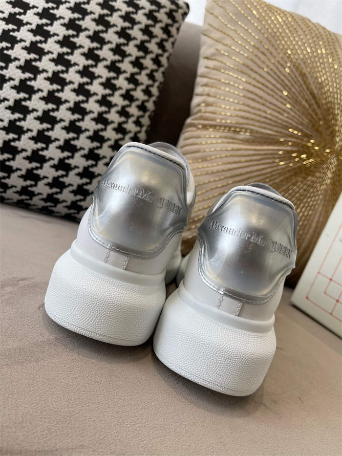 ale*d*r M*Q*en oversized