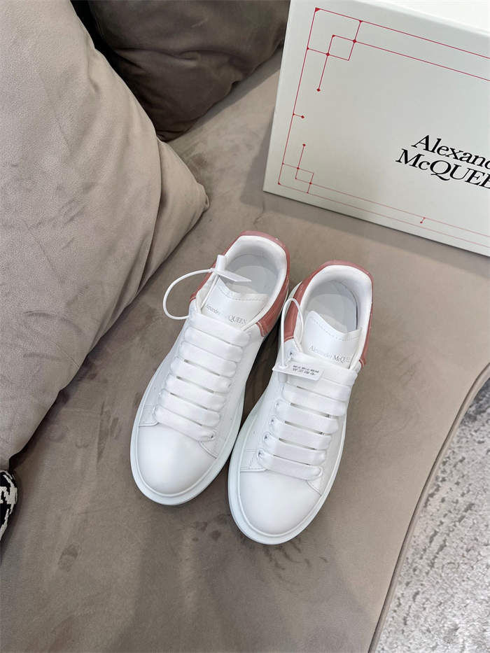 ale*d*r M*Q*en oversized