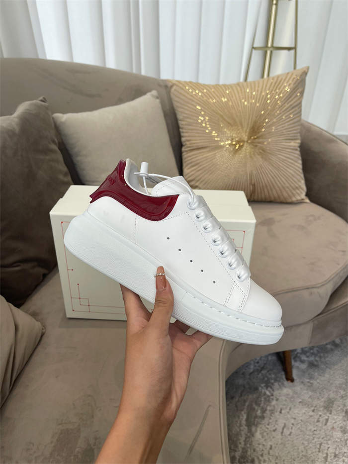 ale*d*r M*Q*en oversized