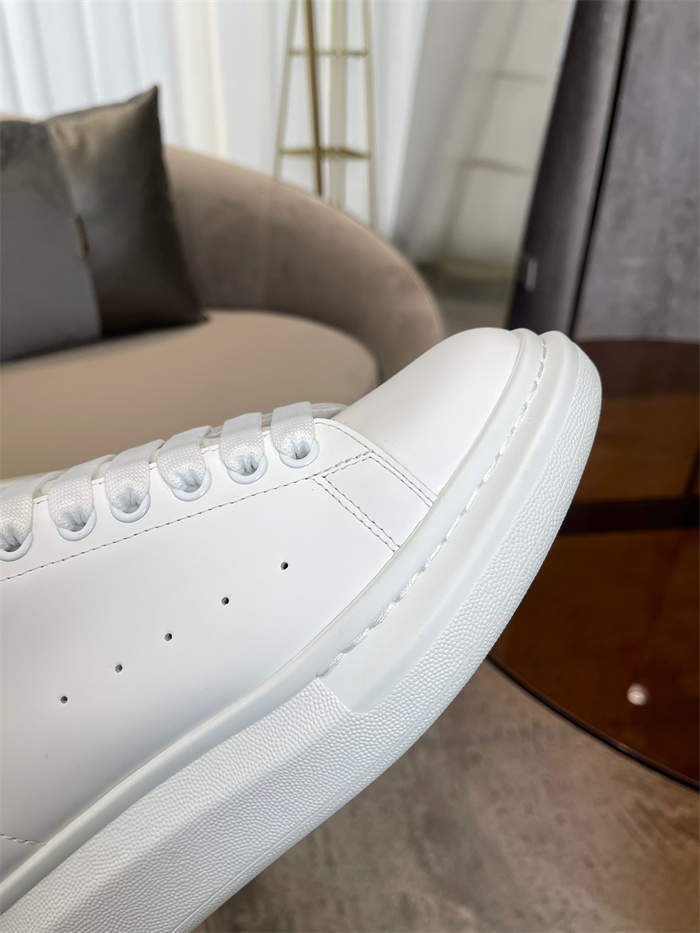 ale*d*r M*Q*en oversized