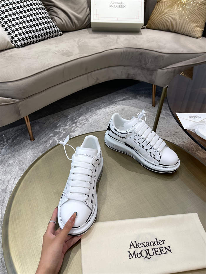 ale*d*r M*Q*en oversized