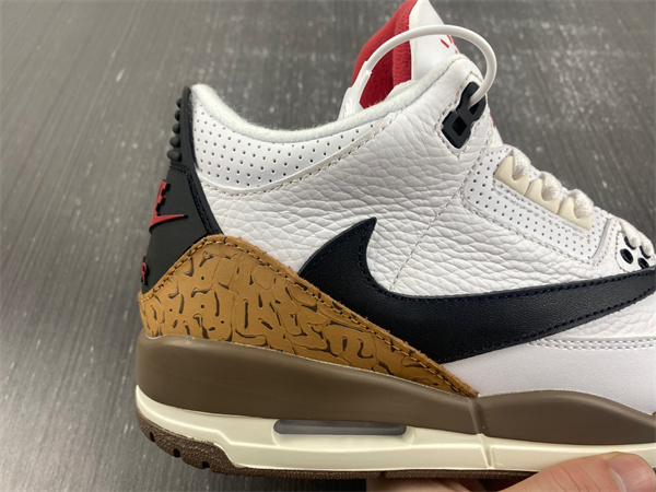 Travis Scott x Air Jordan 3 “Palomino”
