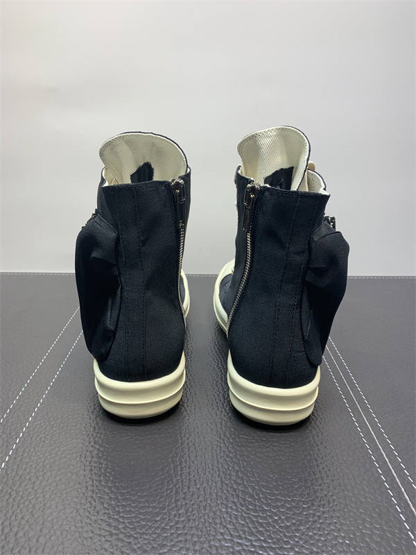RI*K OWENS SNEAKERS