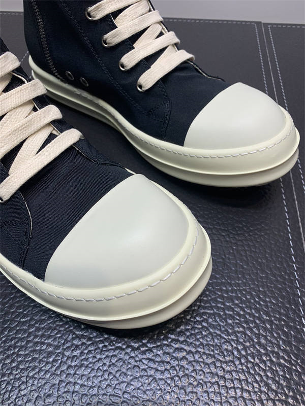 RI*K OWENS SNEAKERS