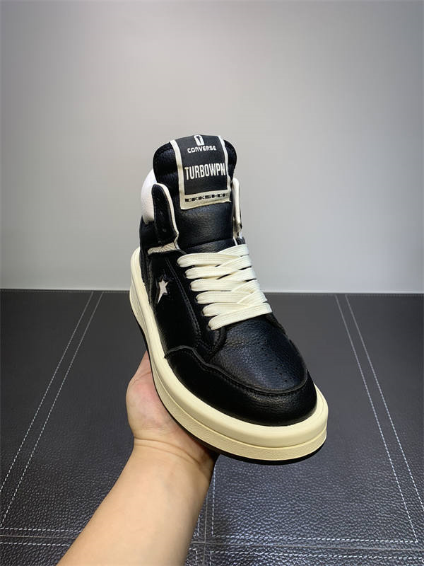 RI*K OWENS SNEAKERS