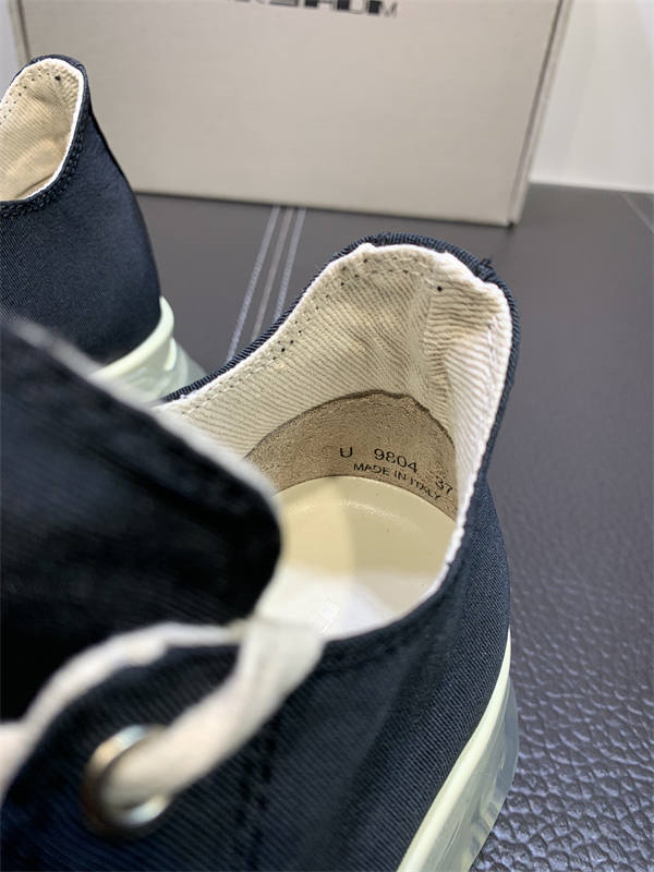 RI*K OWENS SNEAKERS