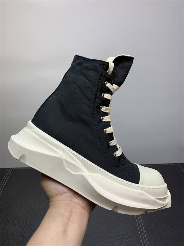 RI*K OWENS SNEAKERS