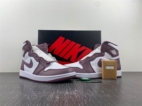 Air Jordan 1 High OG “Mauve”