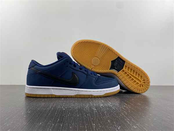 Nike SB Dunk Low Navy Black Gum