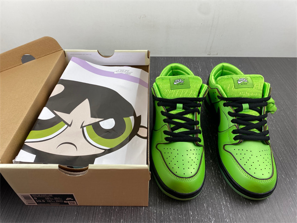 The Powerpuff Girls x Nike SB Dunk Low