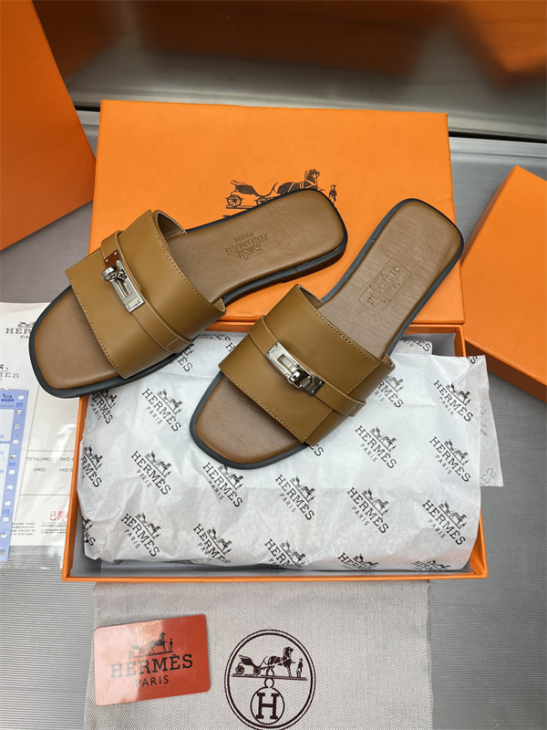 H Slipper