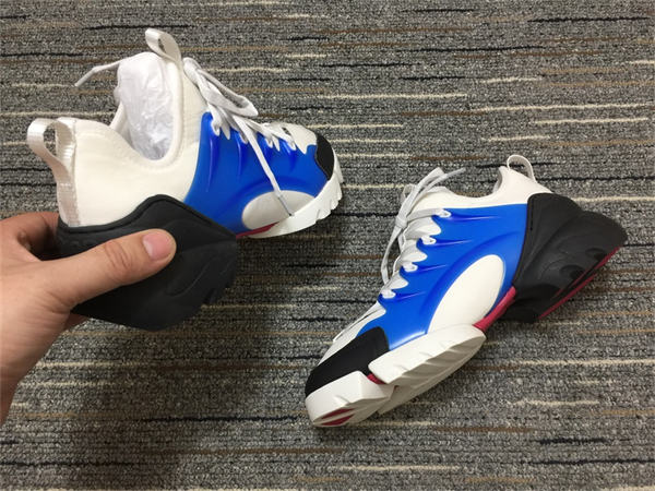 DR Sneakers