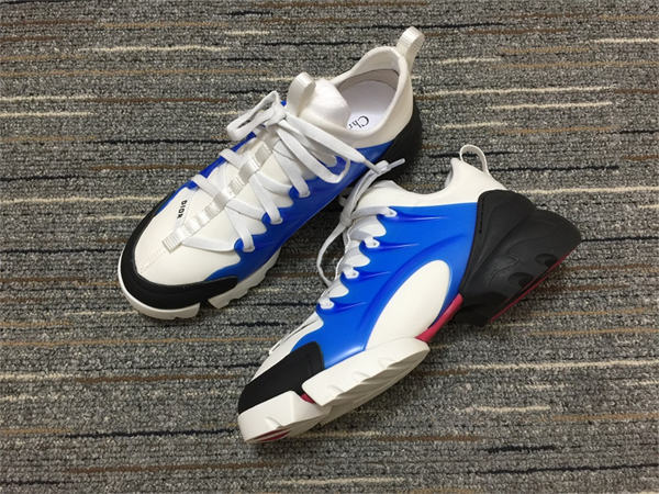 DR Sneakers
