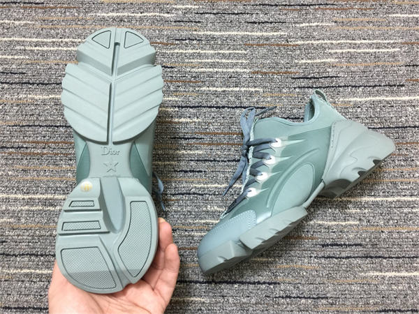 DR Sneakers