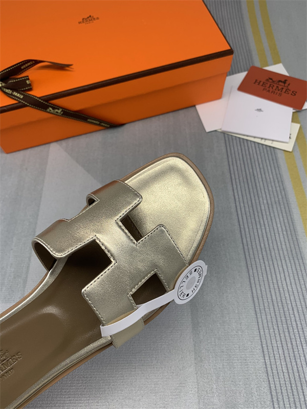 H Slipper