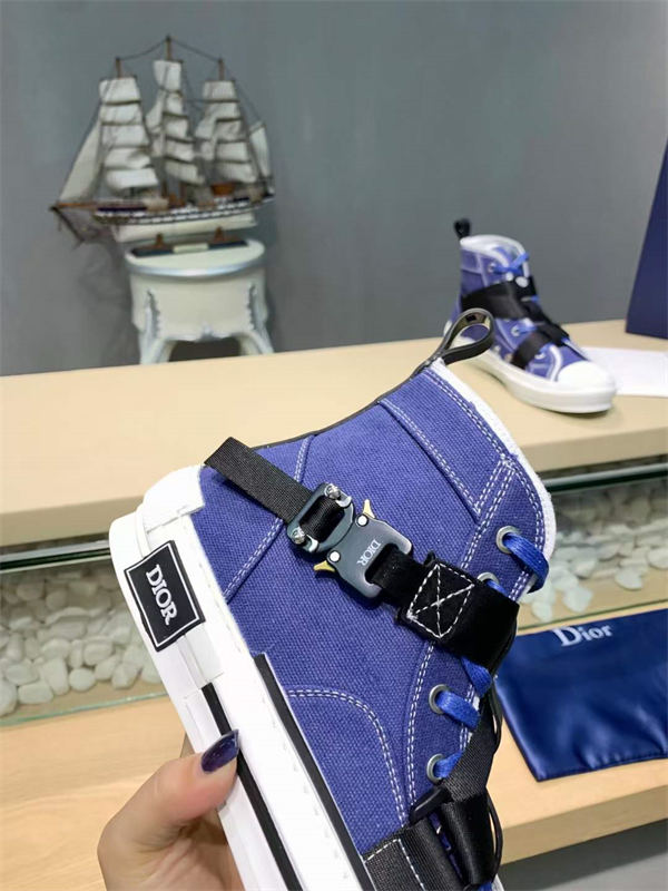 Dr