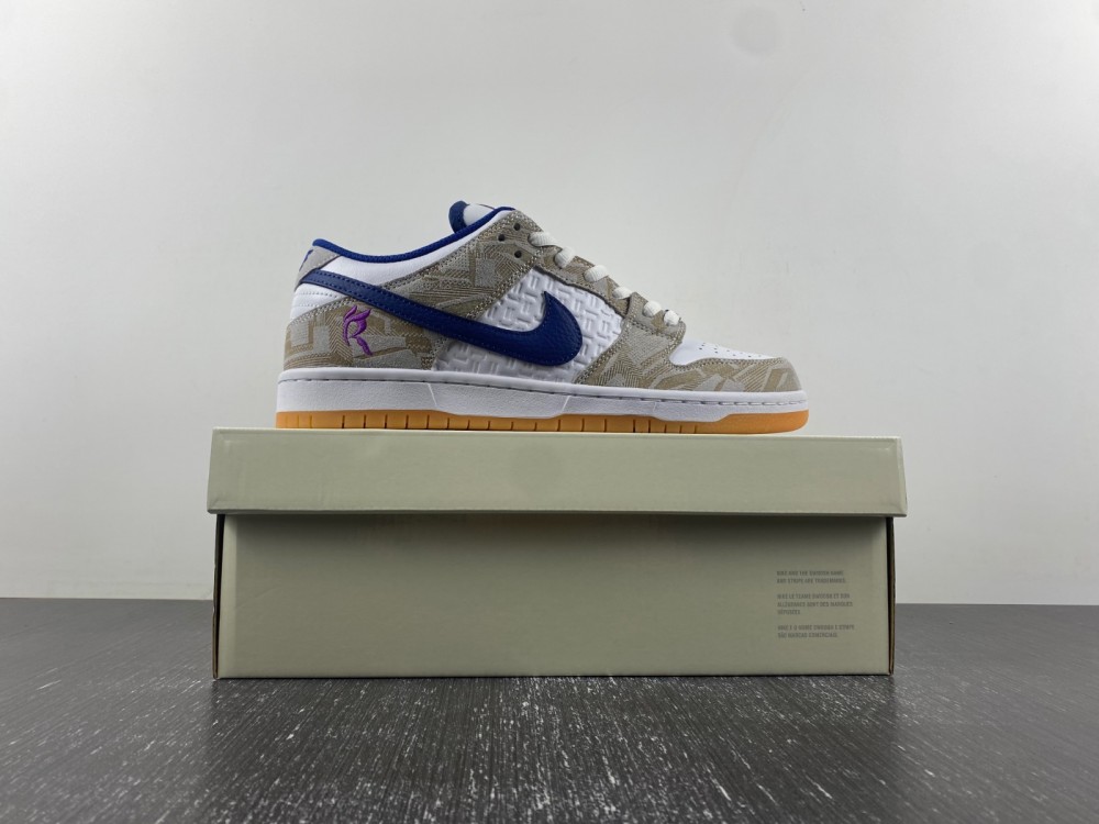 Rayssa Leal x Nike Dunk SB Low hua FZ5251-001