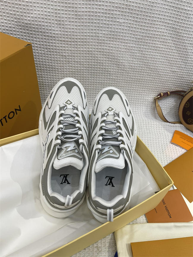 Lv Runner Sneaker 63