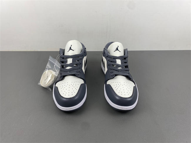 Air Jordan 1 Low  DC0774-102