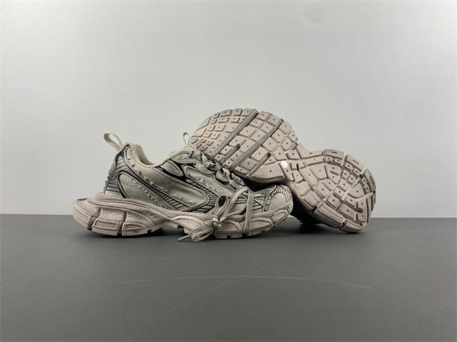 十IAGA -PHANTOM SNEAKER 734731 W3XDC 4001