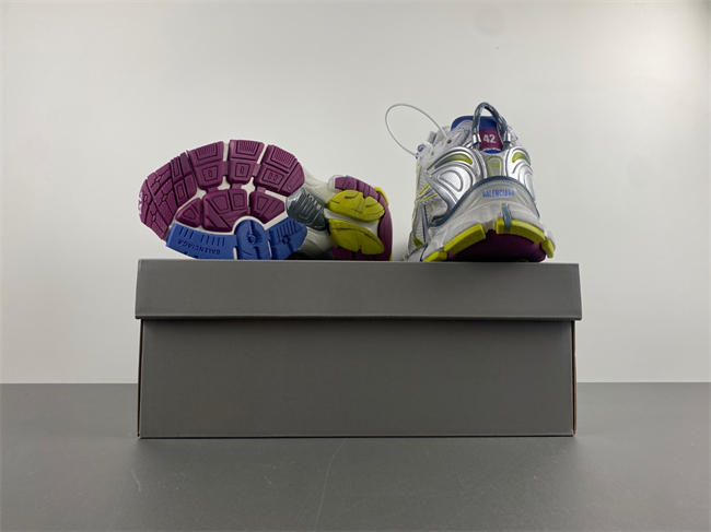 Ba*len*cia*ga 772774-w3rny-0328