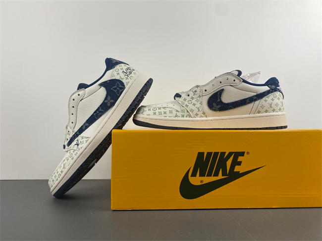 Travis Scott x Air Jordan 1 Low OG   SJ2968-004