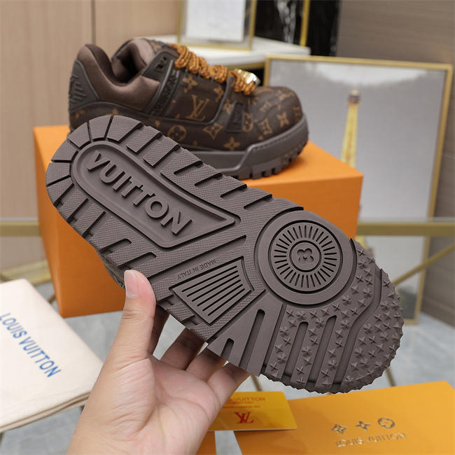LV Trainer Maxi Sneaker