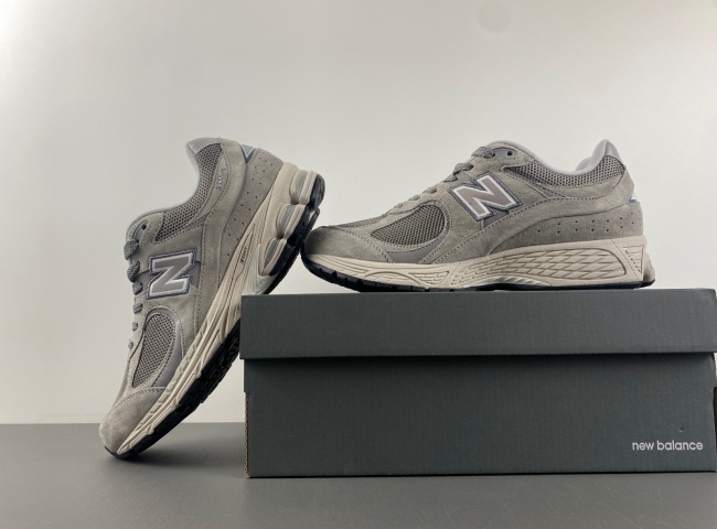 new balance NB ML2002RC