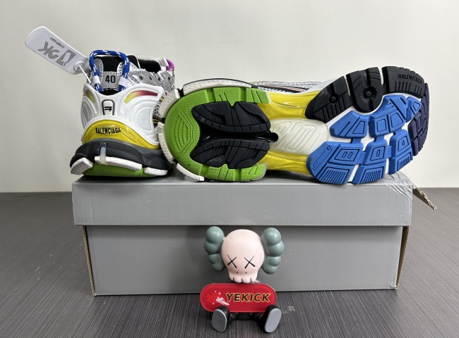 Ba*len*cia*ga -runner 677403 w3rb6 8123