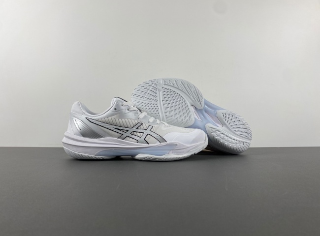 As*ic*s 1051a080-100