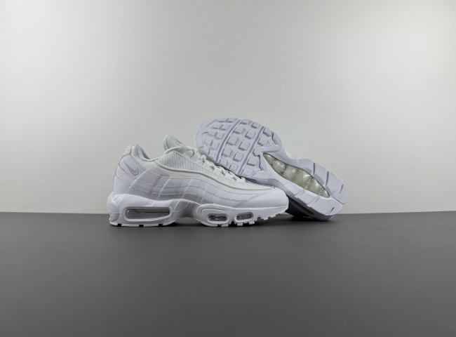 Nike Air Max 95 Essential CT1268-100