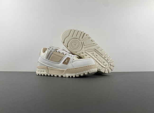 l0*is V*t0n lv trainer