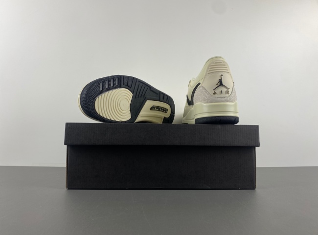 Air Jordan Legacy 312 Low HV1807-101