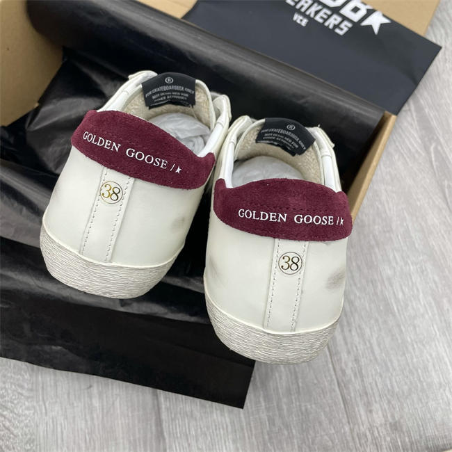 Golden Goose Sneaker