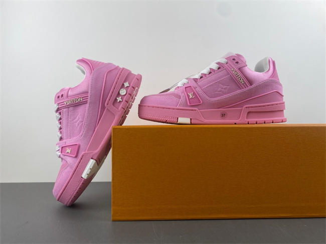 l0*is V*t0n lv trainer