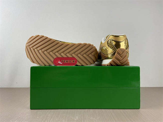 bo*te*ga Ve*ne*ta sneaker