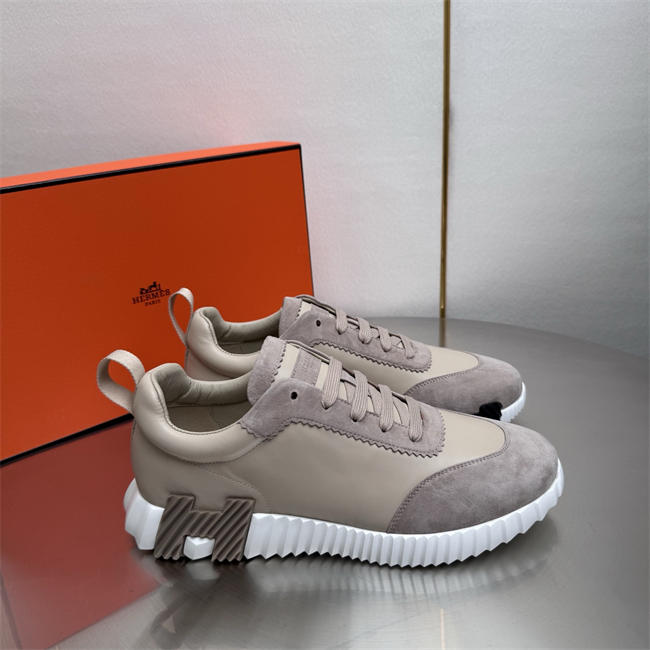 H**mes sneaker