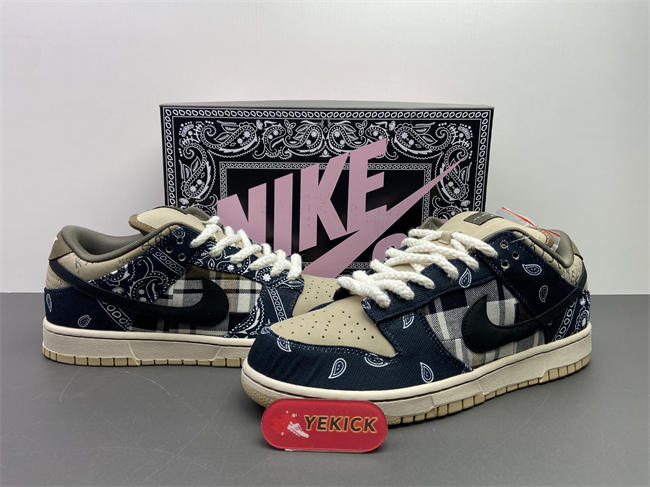 Nike SB Dunk Low Travis Scott CT5053-001