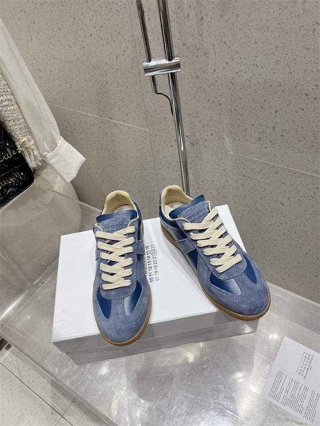 ma*s*n martin Ma*i*la sneaker