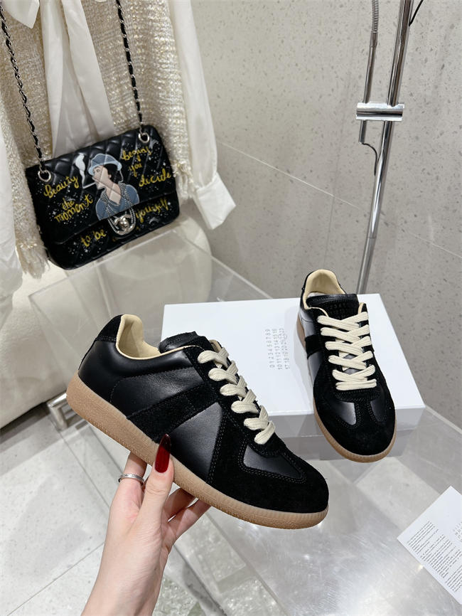 ma*s*n martin Ma*i*la sneaker