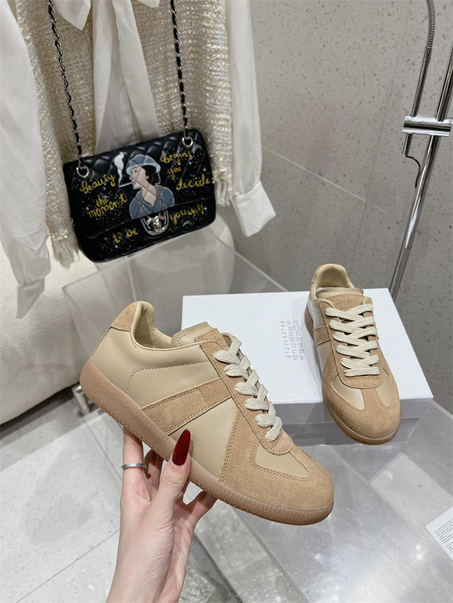 ma*s*n martin Ma*i*la sneaker