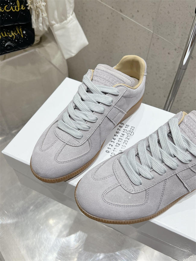 ma*s*n martin Ma*i*la sneaker