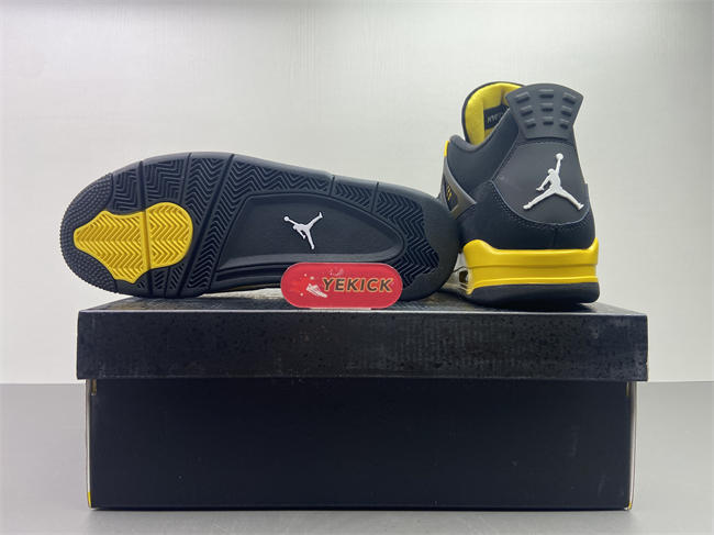 Air Jordan 4 Thunder 308497-017