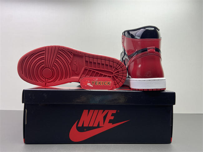 Air Jordan 1 Retro High OG Patent Bred 555088-063