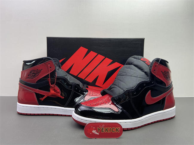 Air Jordan 1 Retro High OG Patent Bred 555088-063