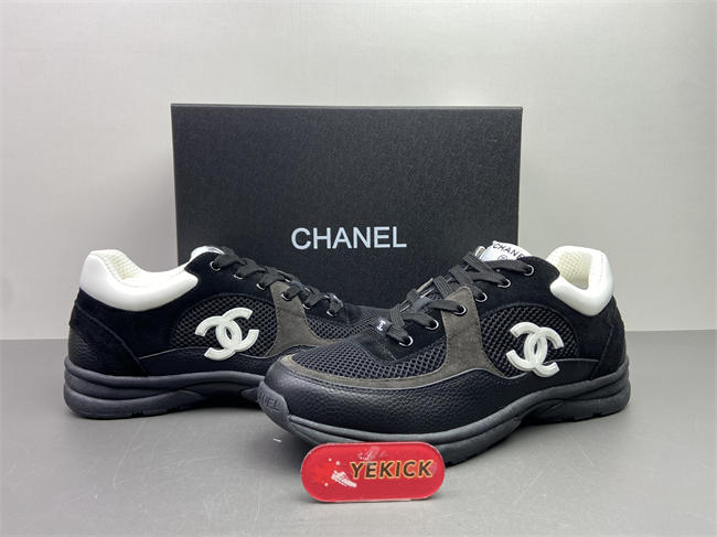 Ch**el sneakers